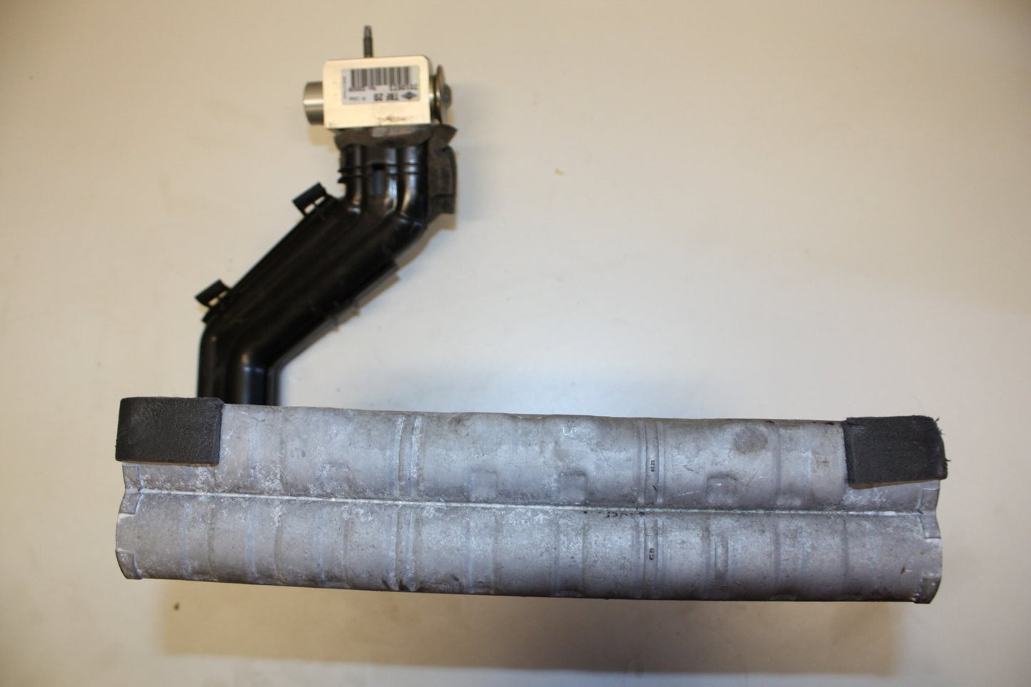 2007 - 2014 Volvo V70   AIR CON EVAPORATOR