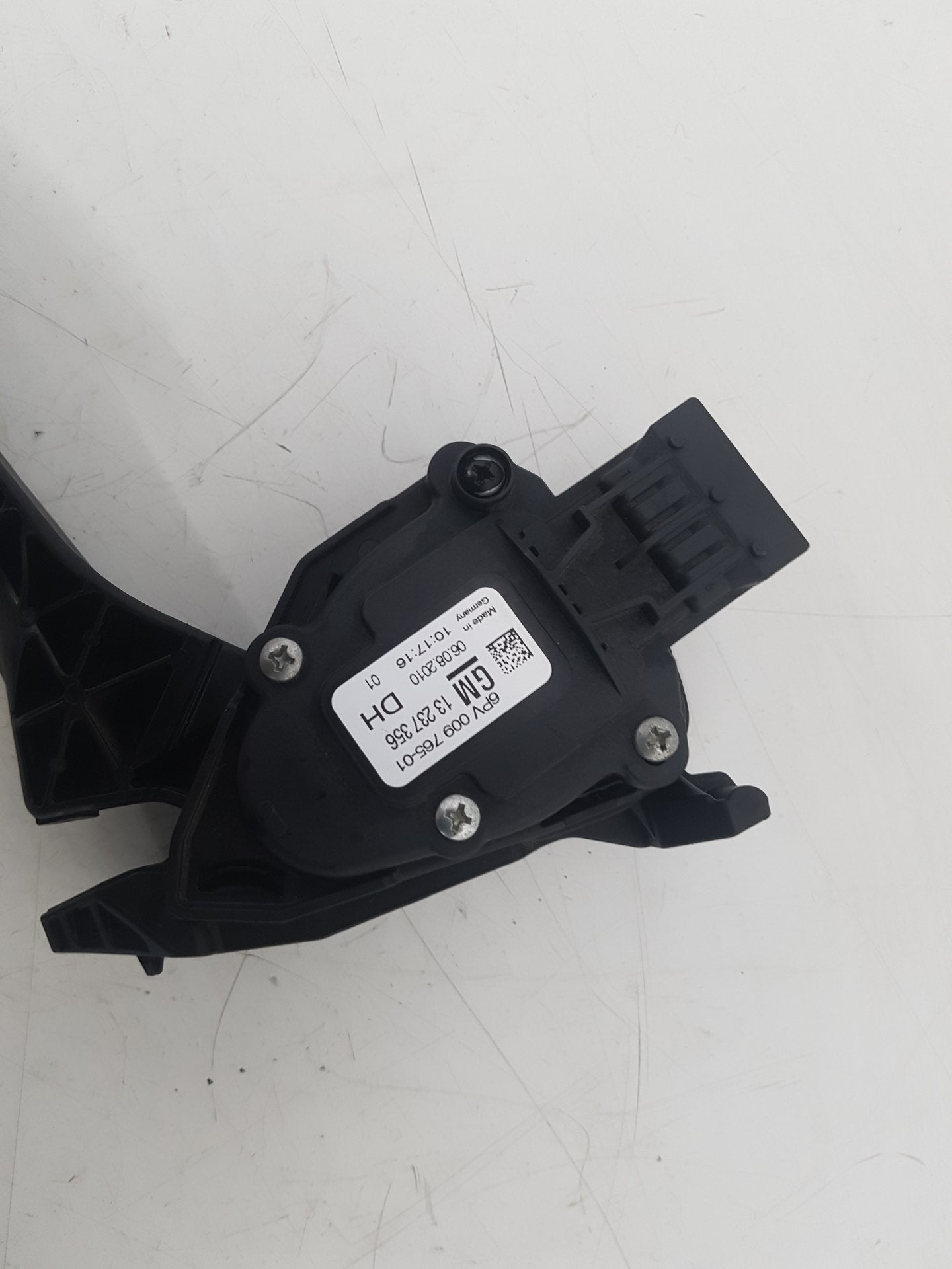 2010 - 2012 Saab 9-5  Saloon Accelerator Pedal 13237356
