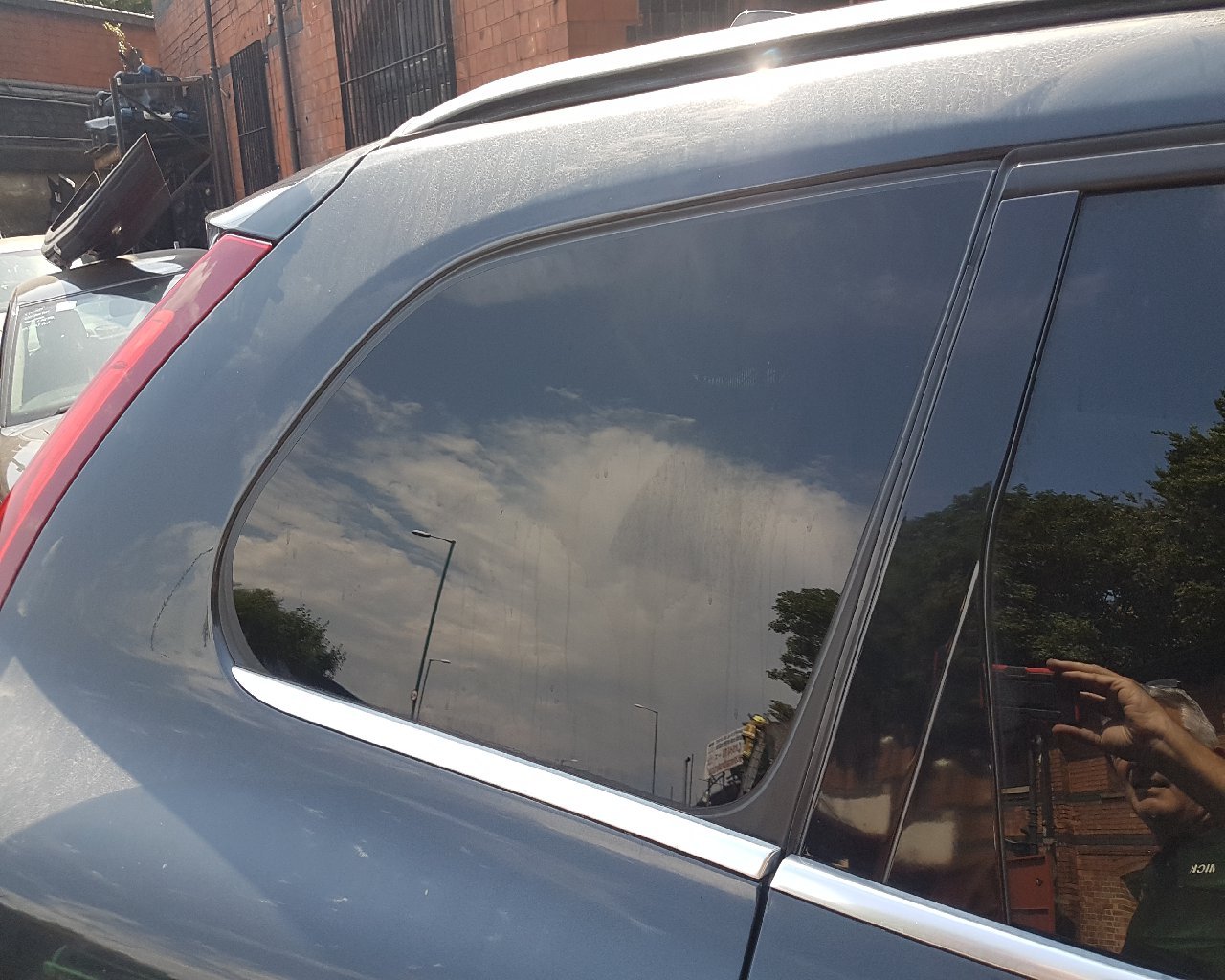 2009 - 2013 Volvo XC60  Estate Right Rear Quarter Door Glass