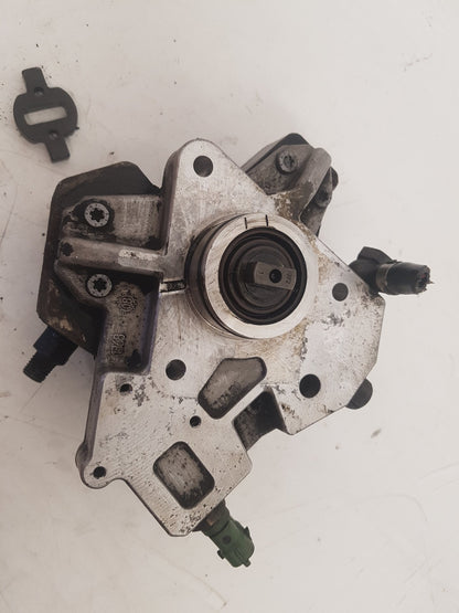 2006 - 2010 Volvo V50  Estate High Pressure Pump 0 445 010 111
