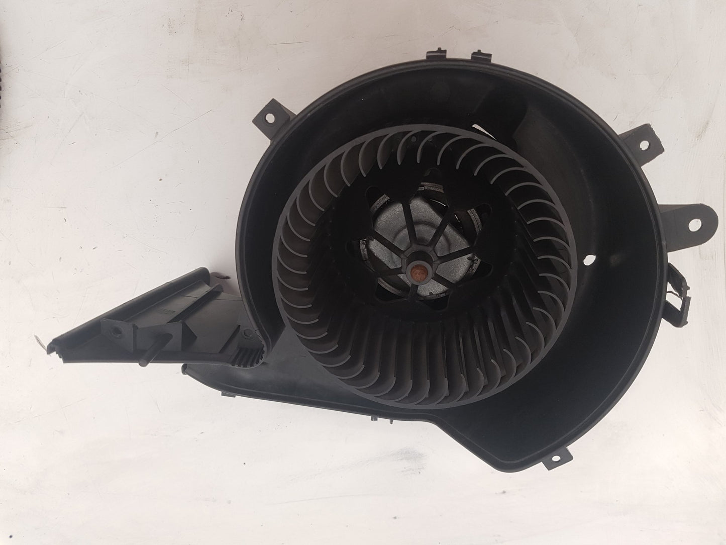 2007 - 2015 Saab 9-3  Estate Blower Motor 006957M