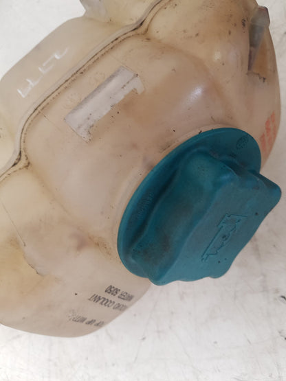 2002 - 2014 Volvo XC90  Estate Radiator Pressure Bottle 8683455