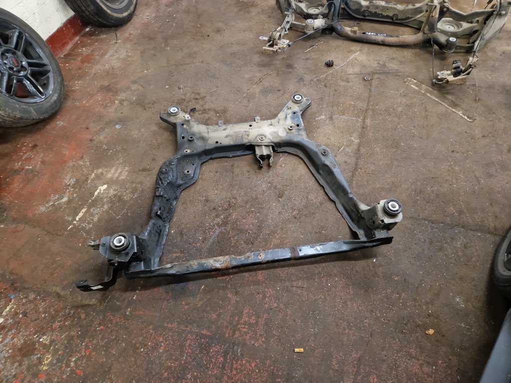 2009 - 2015 Volvo XC60  Estate Front Subframe 31406810