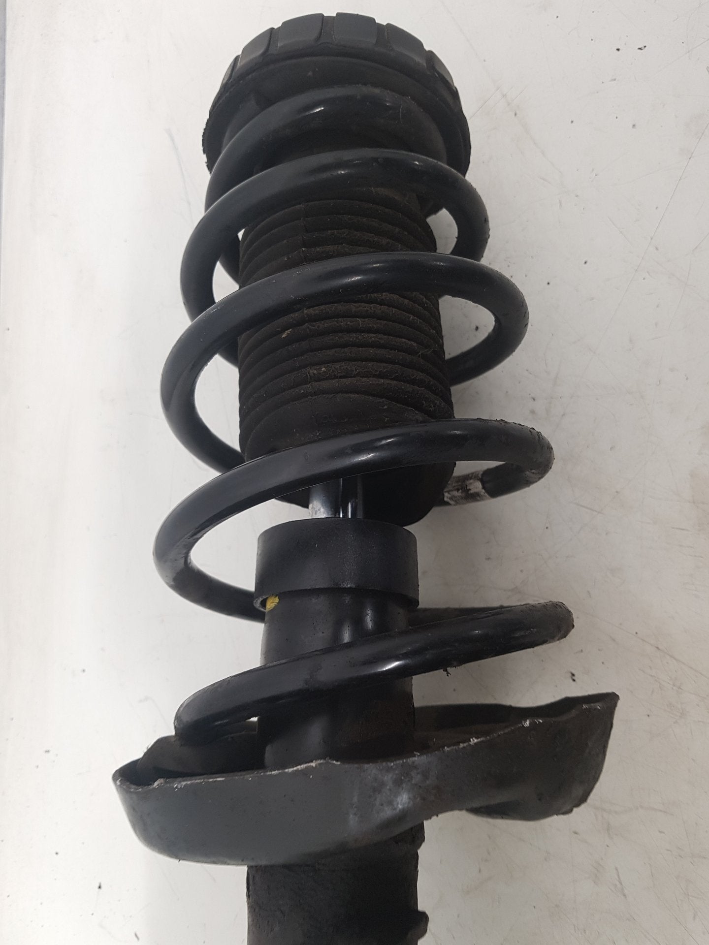 2010 - 2012 Saab 9-5  Saloon Right Front Shock Absorber 367327926