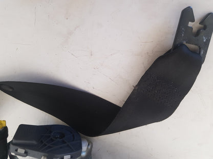 2009 - 2013 Volvo V60  Estate Left Front Seat Belt 39818841
