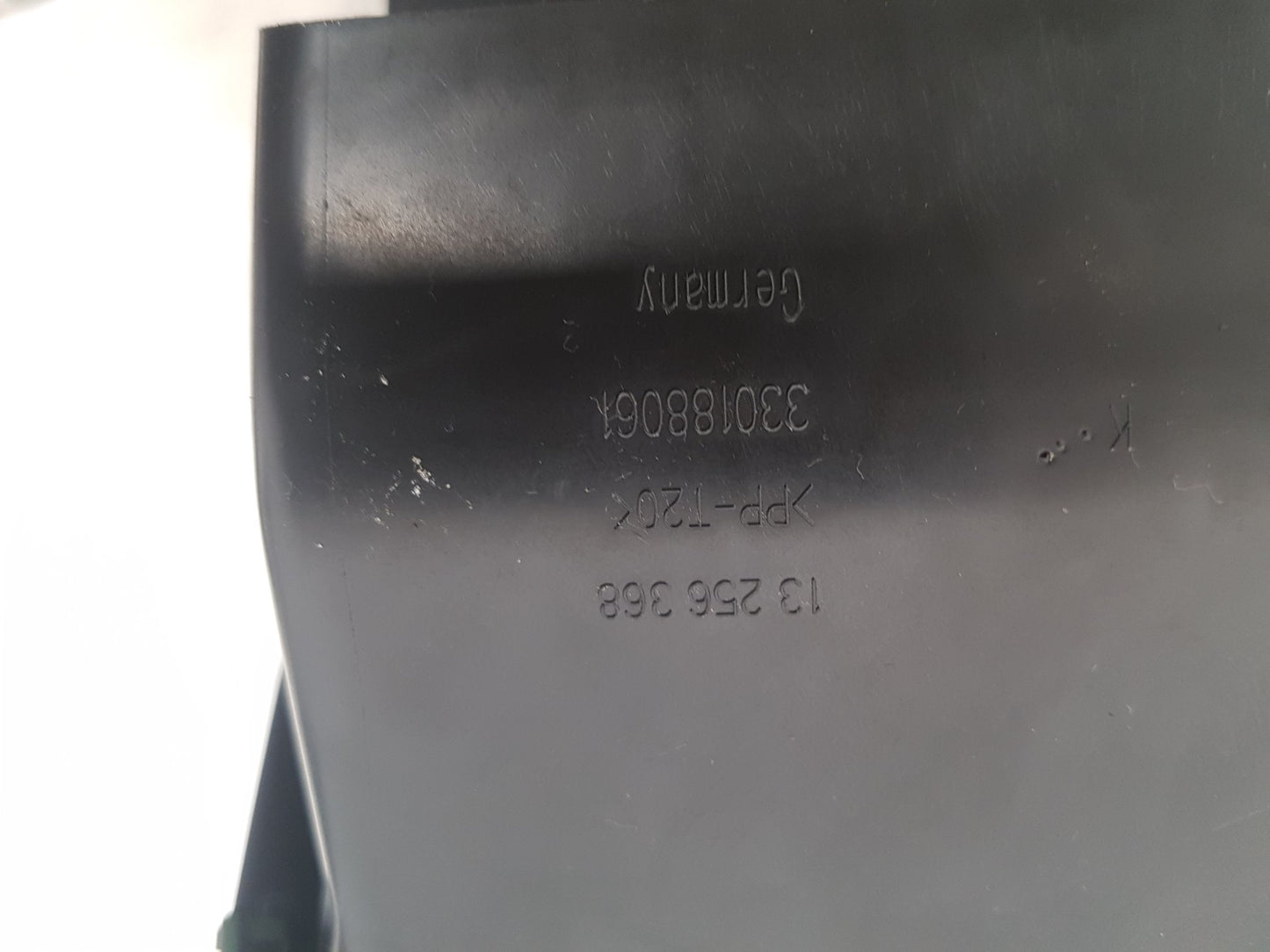 2010 - 2012 Saab 9-5  Saloon Dash Air Vent Centre 330188061