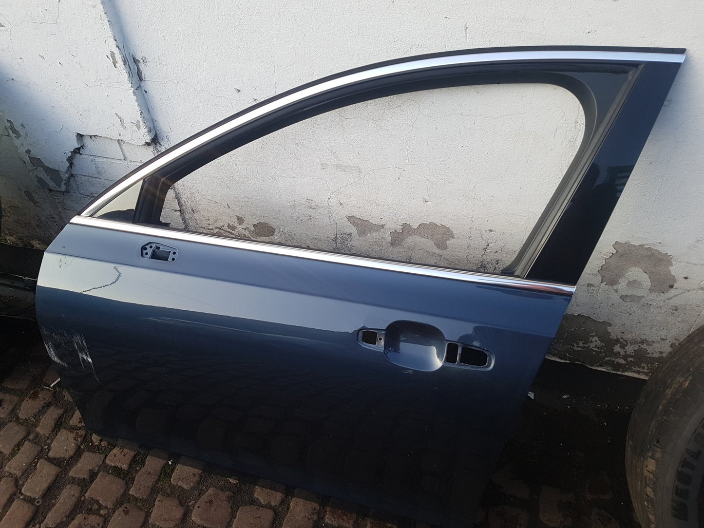 2017 - 2025 Volvo V90 235, 236 Estate DOOR - BARE (FRONT PASSENGER SIDE)