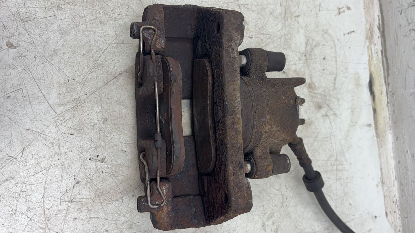 2007 Volvo V70  Estate Right Front Caliper 8251317
