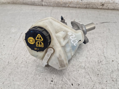 2010 - 2016 Volvo S80  Saloon Brake Master Cylinder