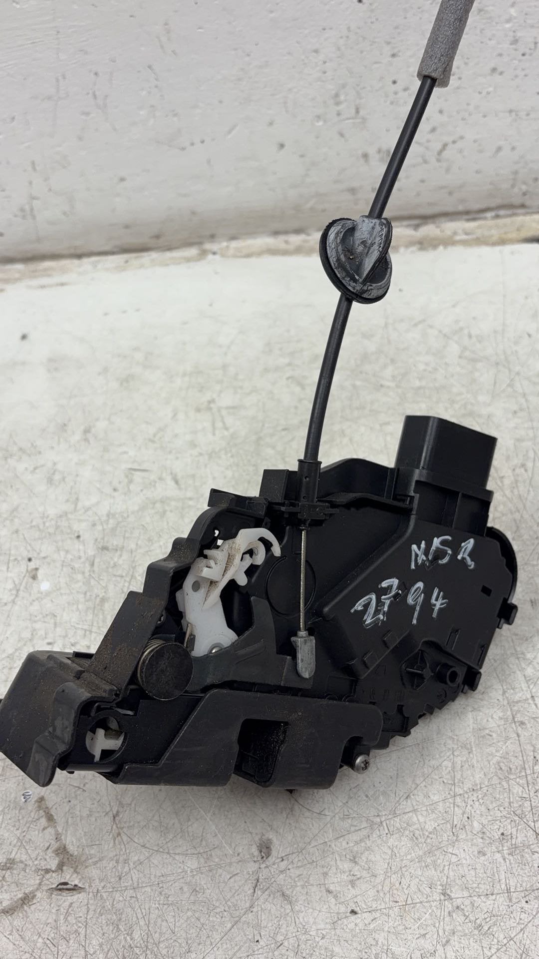 2008 - 2016 Volvo XC70 III 136 Estate Left Rear Door Lock Actuator 31253675