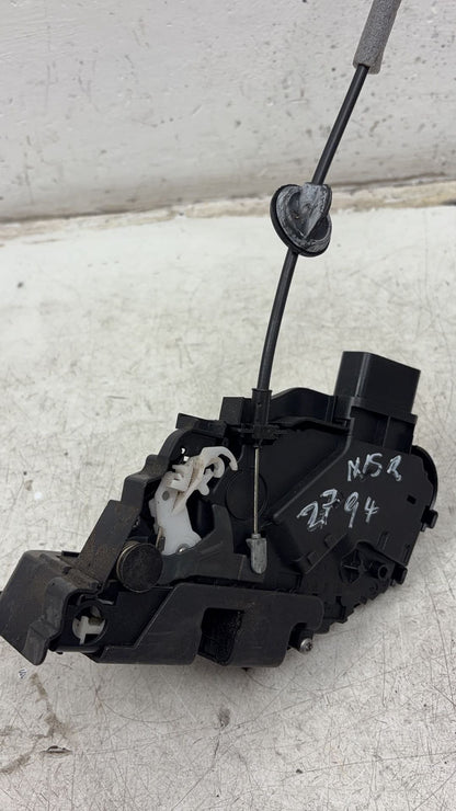2008 - 2016 Volvo XC70 III 136 Estate Left Rear Door Lock Actuator 31253675