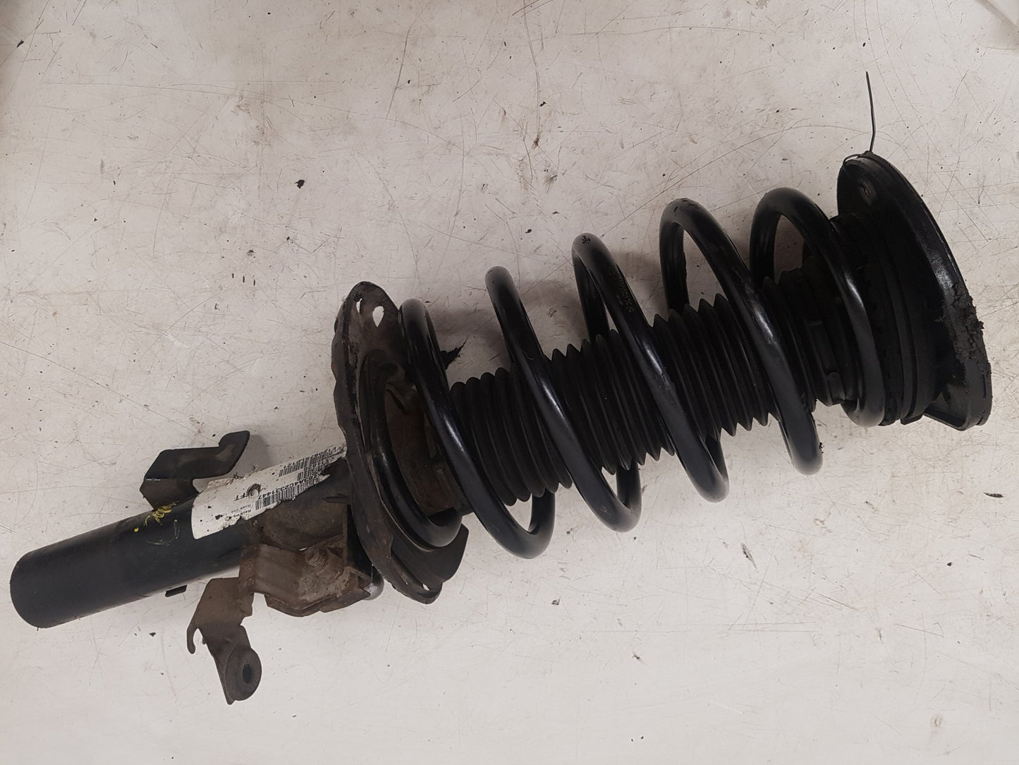 2008 - 2013 Volvo XC60 I 156 Estate Left Front Shock Absorber 31340476