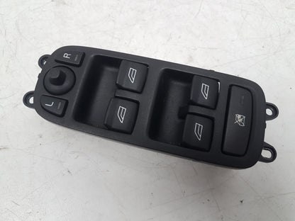 2004 - 2007 Volvo V50  Estate Right Front Window Switch 30710787