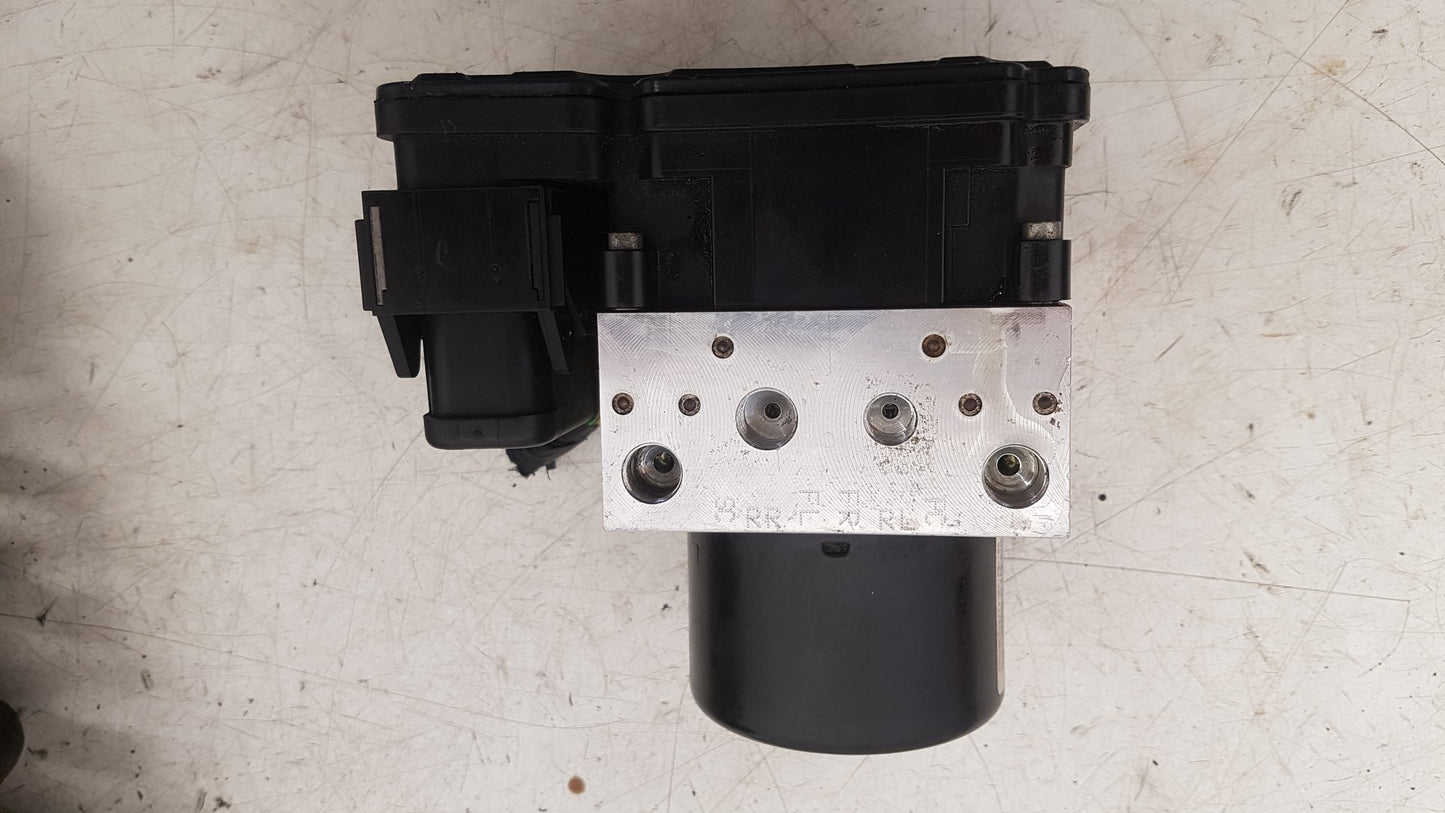 2008 - 2017 Volvo XC60 I 156 SUV ABS Pump/Modulator 31329137