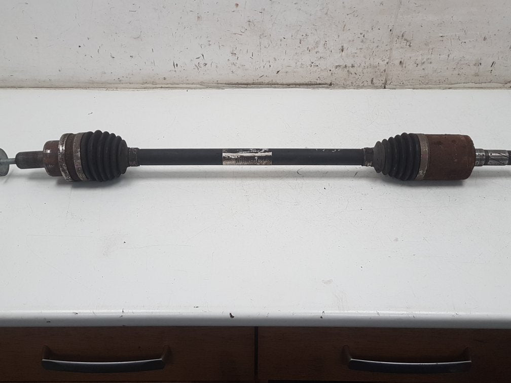 2011 - 2016 Volvo XC70   Left Rear Drive Axle 31325135AC