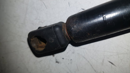 2000 - 2004 Volvo V40  Estate BONNET STRUT/RAM 30819865