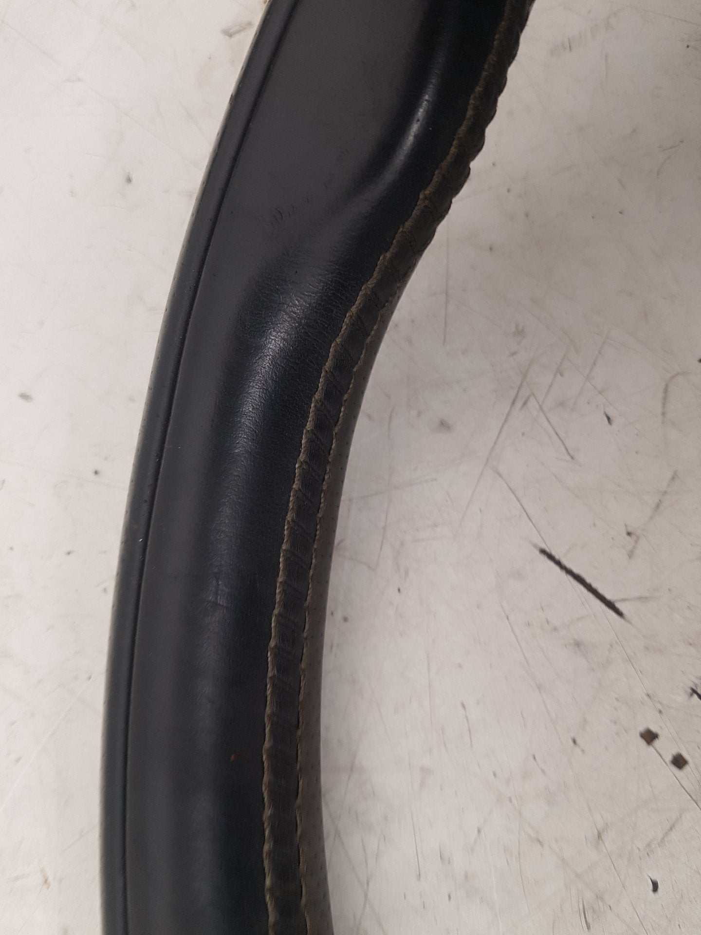 2012 - 2015 Volvo V40  Hatchback Steering Wheel 34152636B 31332927