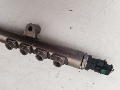 2008 - 2013 Volvo XC60 I 156 Estate Injection Rail 0445215025