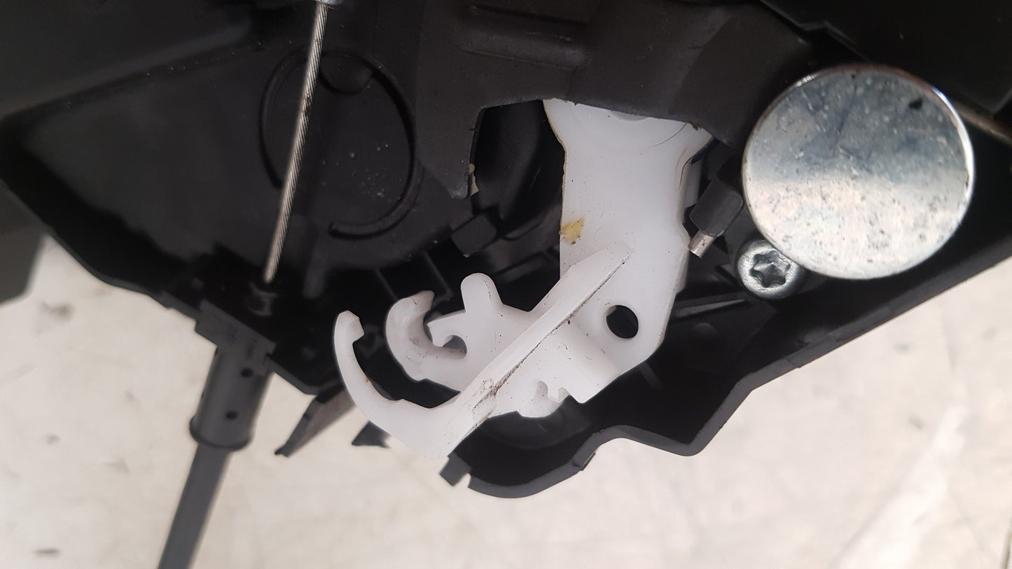 2008-2017 Volvo XC60 I 156 SUV Left Rear Door Rear Lock Mechanism 30799327