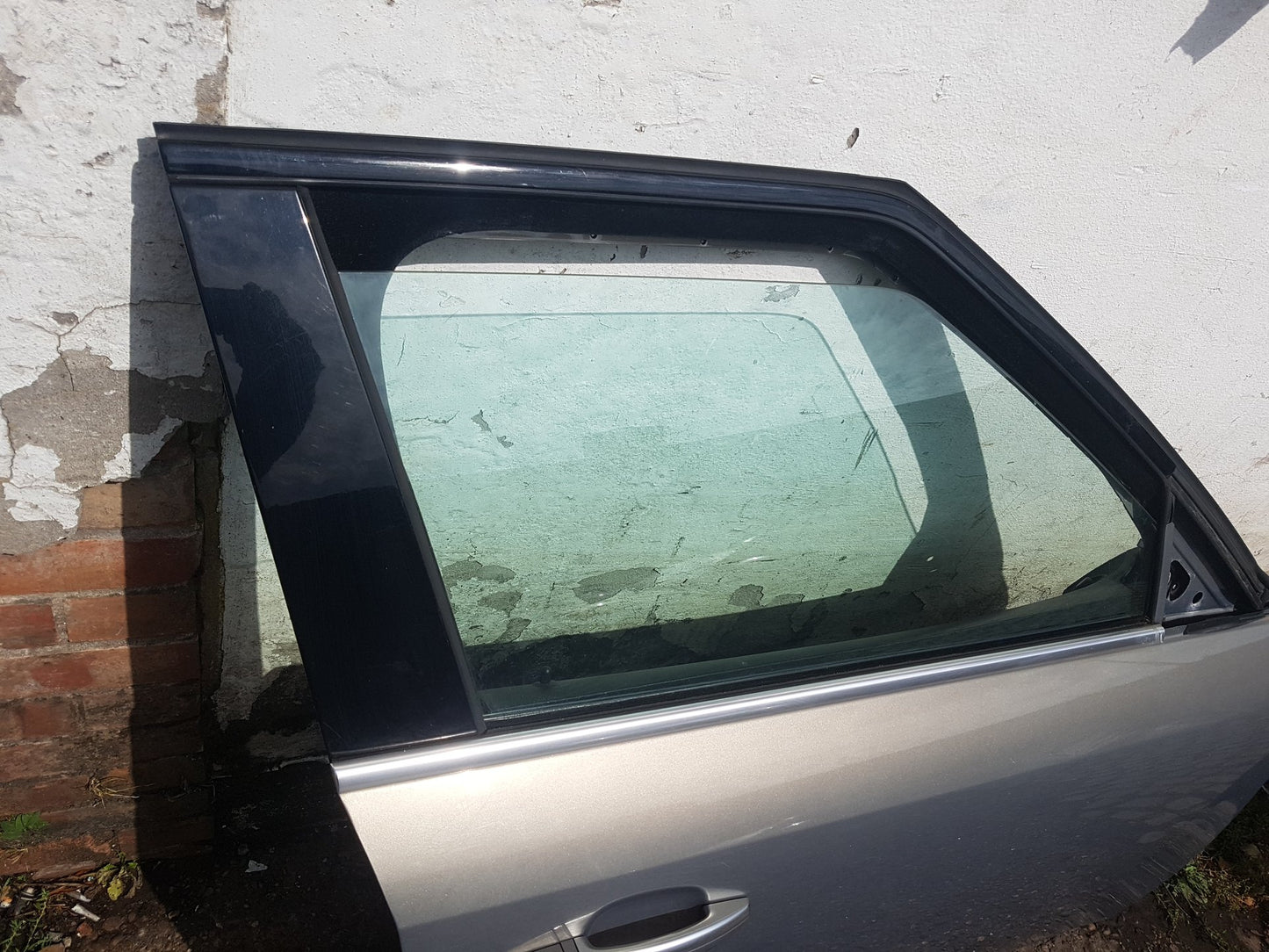 2010 - 2012 Saab 9-5  Saloon DOOR - BARE (FRONT DRIVER SIDE)