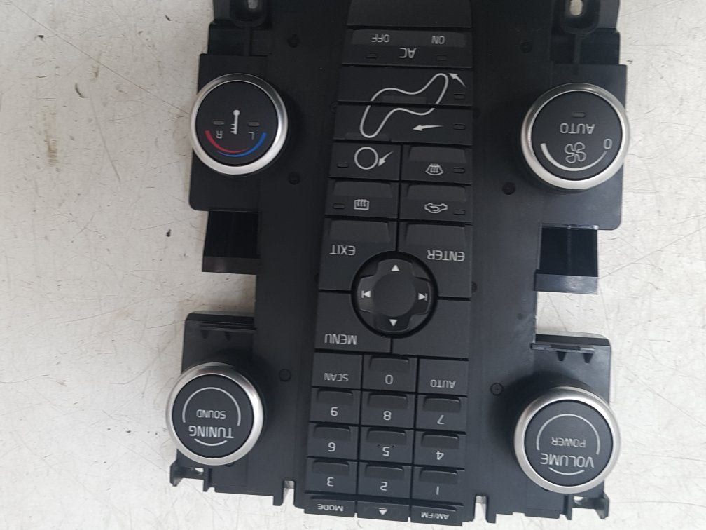2006 - 2012 Volvo C30  Hatchback HEATER & RADIO CONTROL PANNEL 31288031