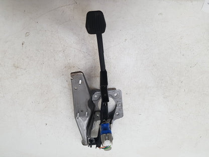 2010 - 2012 Volvo C30  Hatchback Brake Pedal 31341262