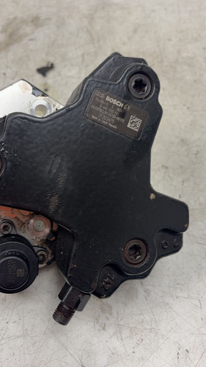 2007 - 2014 Volvo XC90  Estate High Pressure Pump 31303475