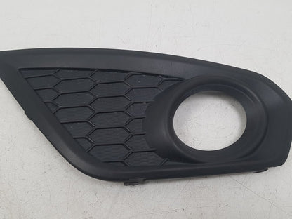 2006 - 2012 Volvo C30  Hatchback Right Fog Light Cover 31323410