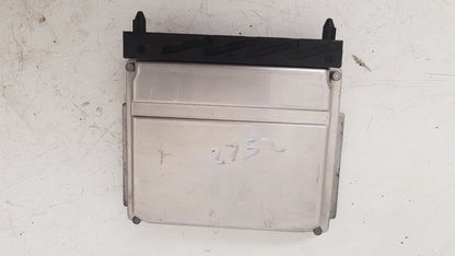 2005 Volvo S60  Saloon Engine ECU 30668478
