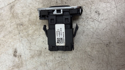 2013 - 2016 Volvo V40 III 525 Hatchback Ignition Switch 31394114