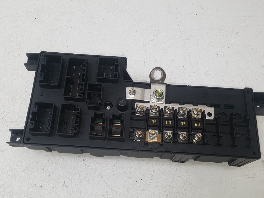 2003 - 2007 Volvo V70  Estate Engine Fuse Box 8645364