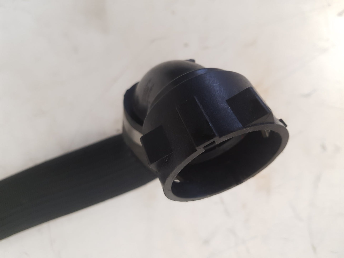 2013 - 2015 Volvo V60  Estate TOP RADIATOR HOSE 31474863