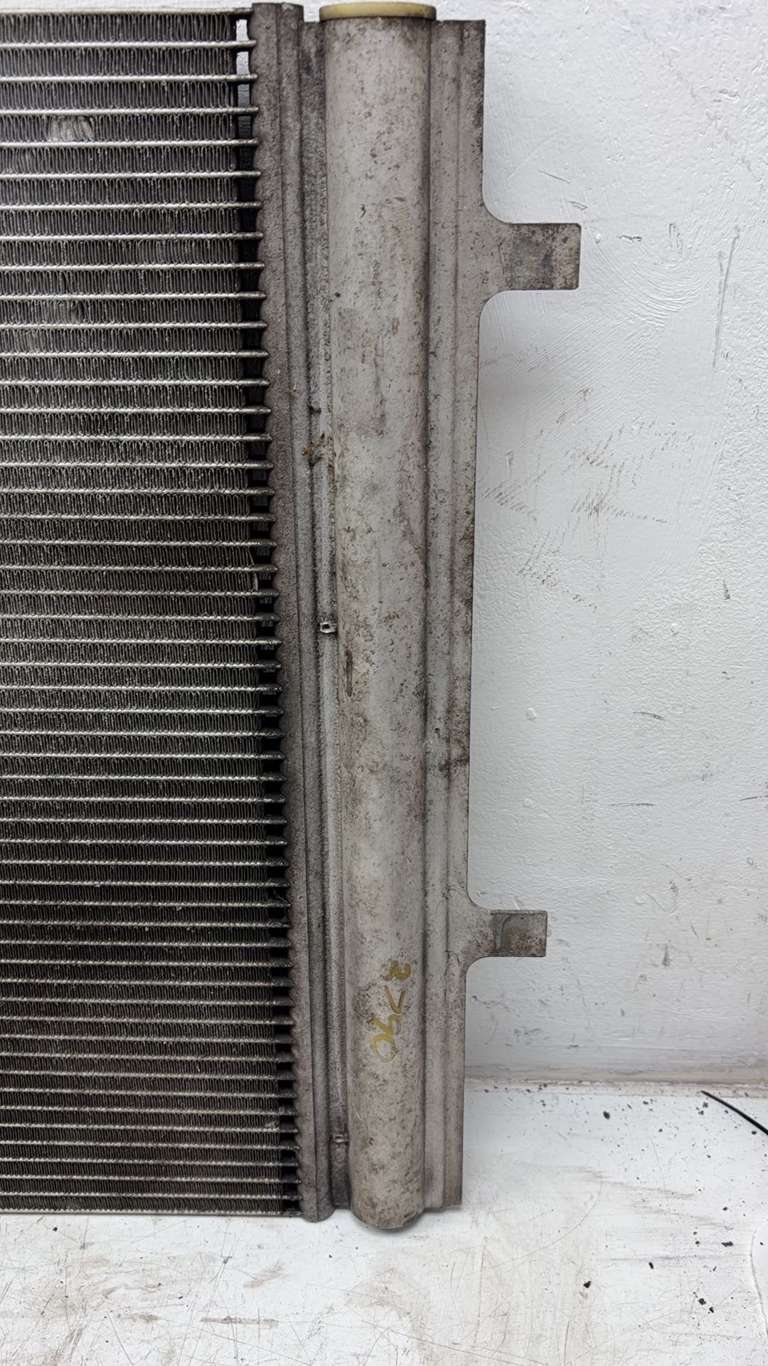 2013 - 2016 Volvo V40 III 525 Hatchback A/C Condenser 29922528