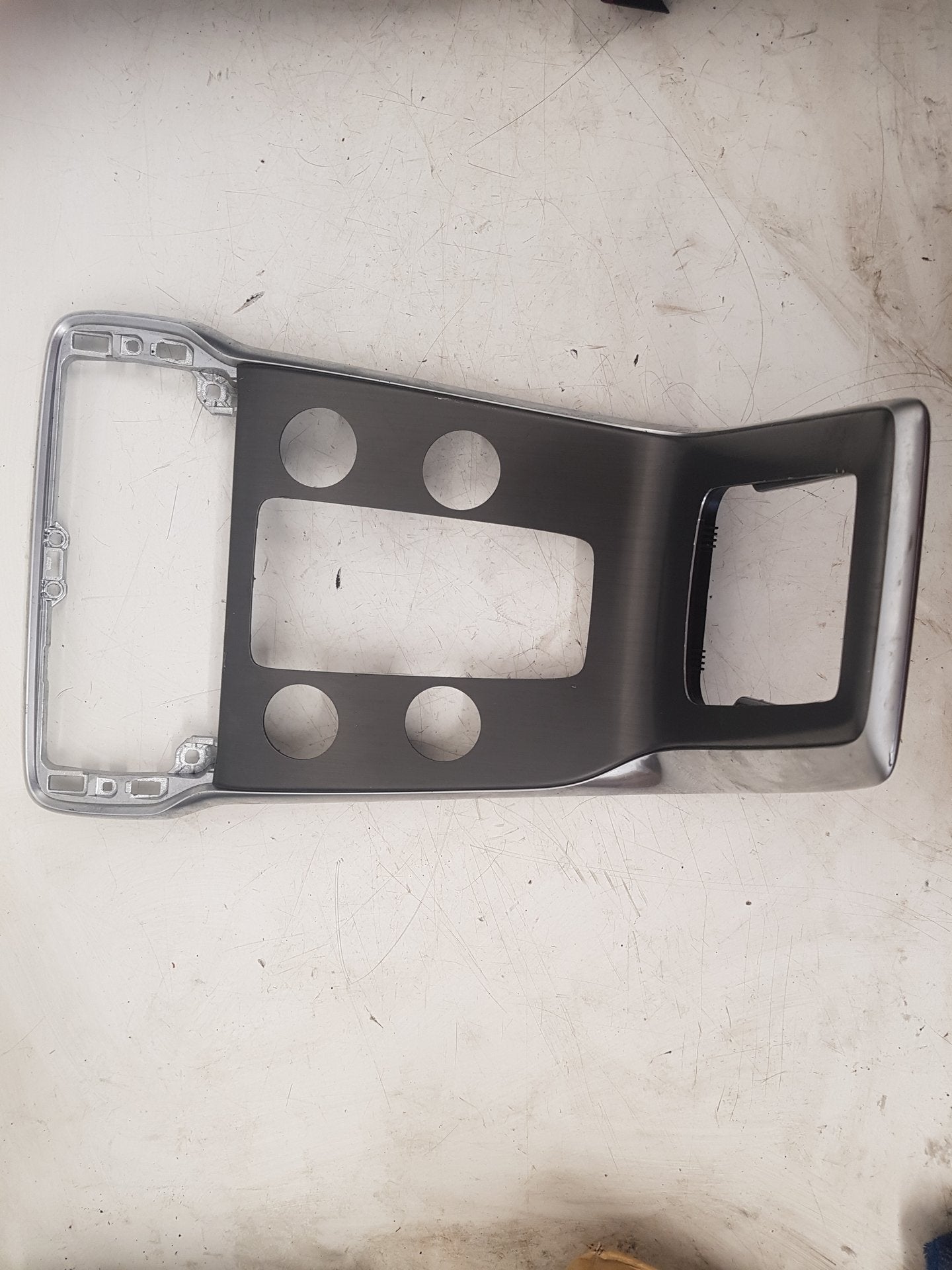 2015 - 2019 Volvo V40 Cross Country  Hatchback Centre Console 31448031