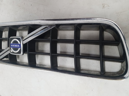 2007 Volvo C70  Convertible FRONT GRILL 08620343