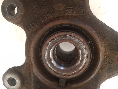 2010 - 2012 Volvo S40  Saloon Left Front Hub Assembly 3M51-3K171