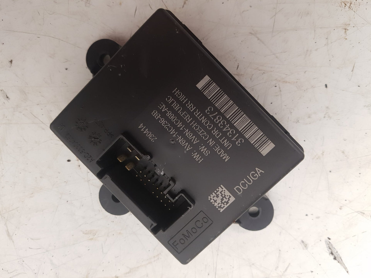 2012 - 2015 Volvo V40  Hatchback Door Control Module 31343873