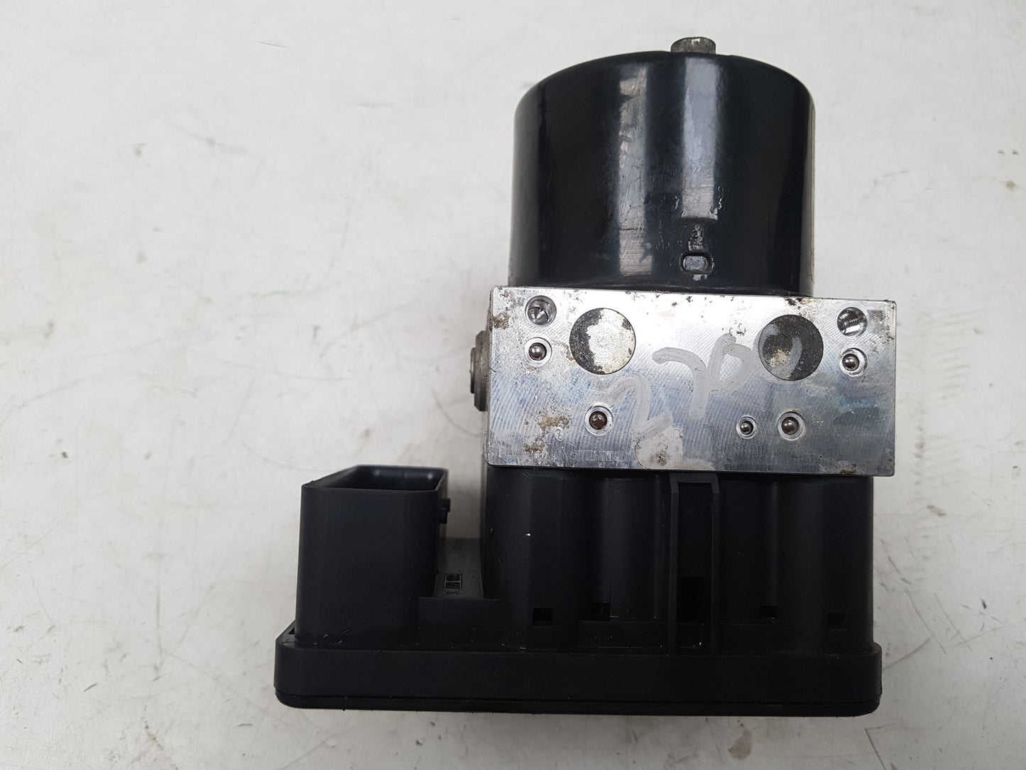 2008 - 2009 Volvo C70  Convertible ABS Pump/Modulator 30794730AA