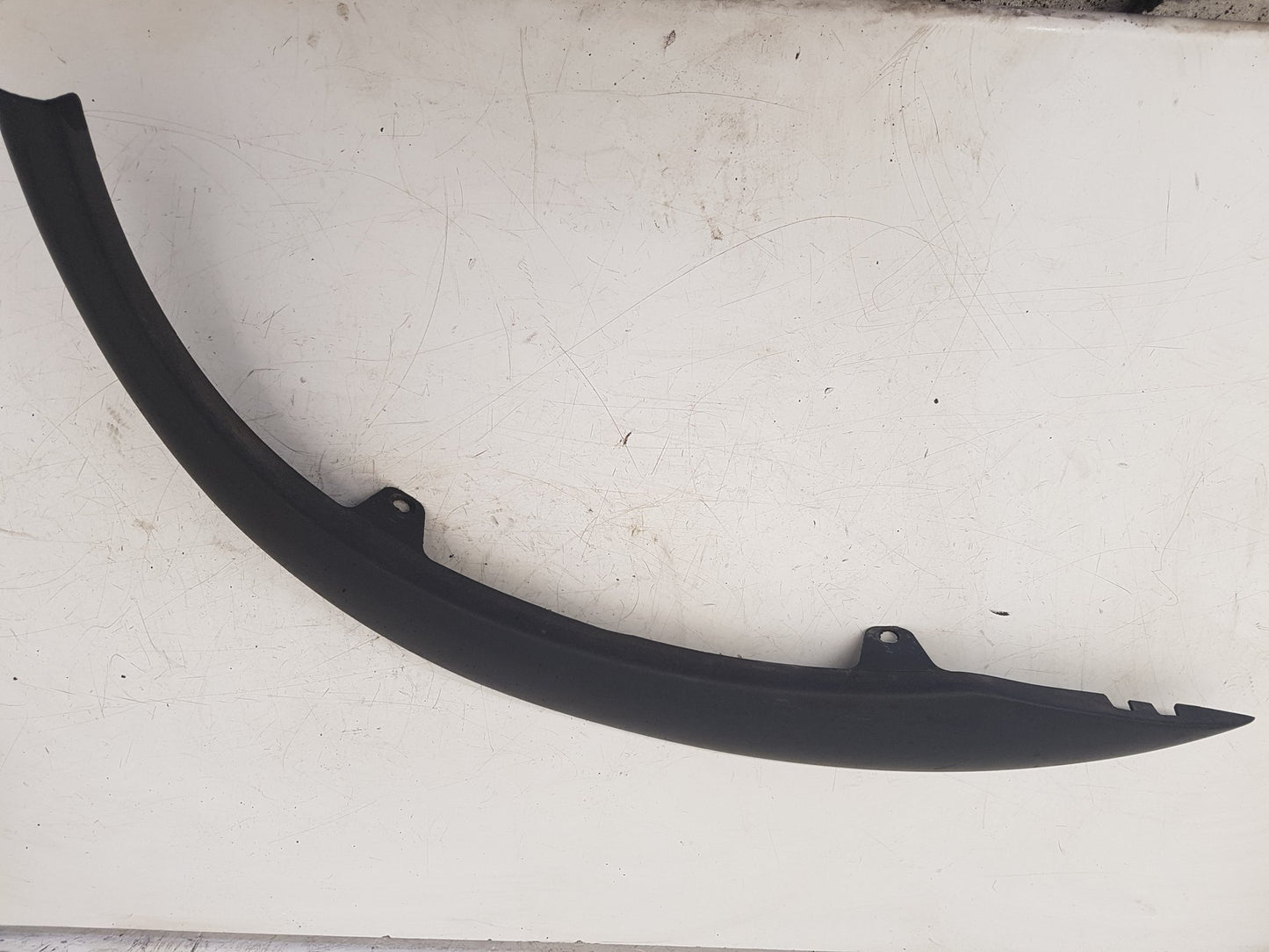 2000 - 2007 Volvo XC70  Estate Right Rear Wheel Arch Moulding 30678046