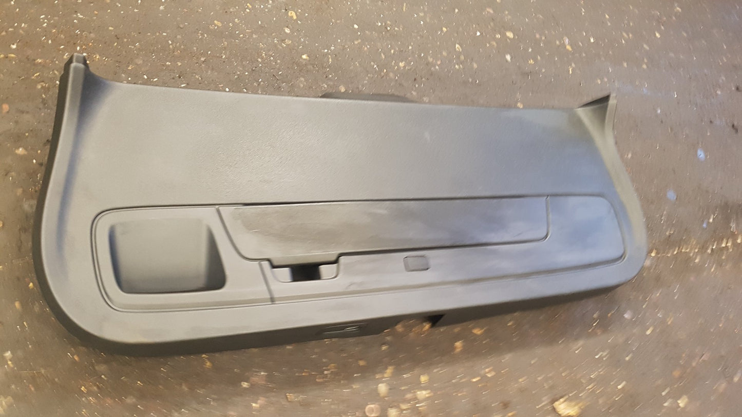 2017 - 2026 Volvo V60 II 225 Estate BOOT LOAD COVER 31462593