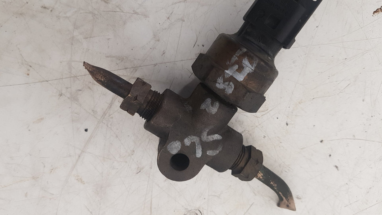 2005 Volvo S60  Saloon BRAKE PRESSURE SENSOR 3524132