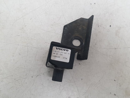2003 - 2007 Volvo V70  Estate Crash Sensor 8691734