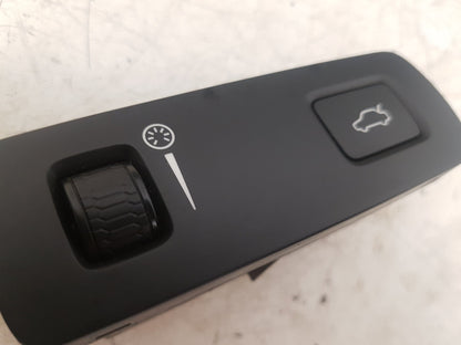 2011 - 2014 Volvo XC90  Estate Tailgate Control Module 31443873