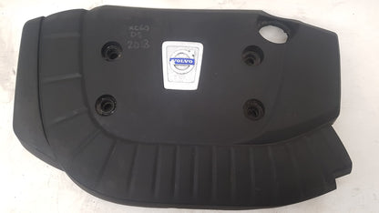 2012 Volvo V60   Engine Cover 31339884