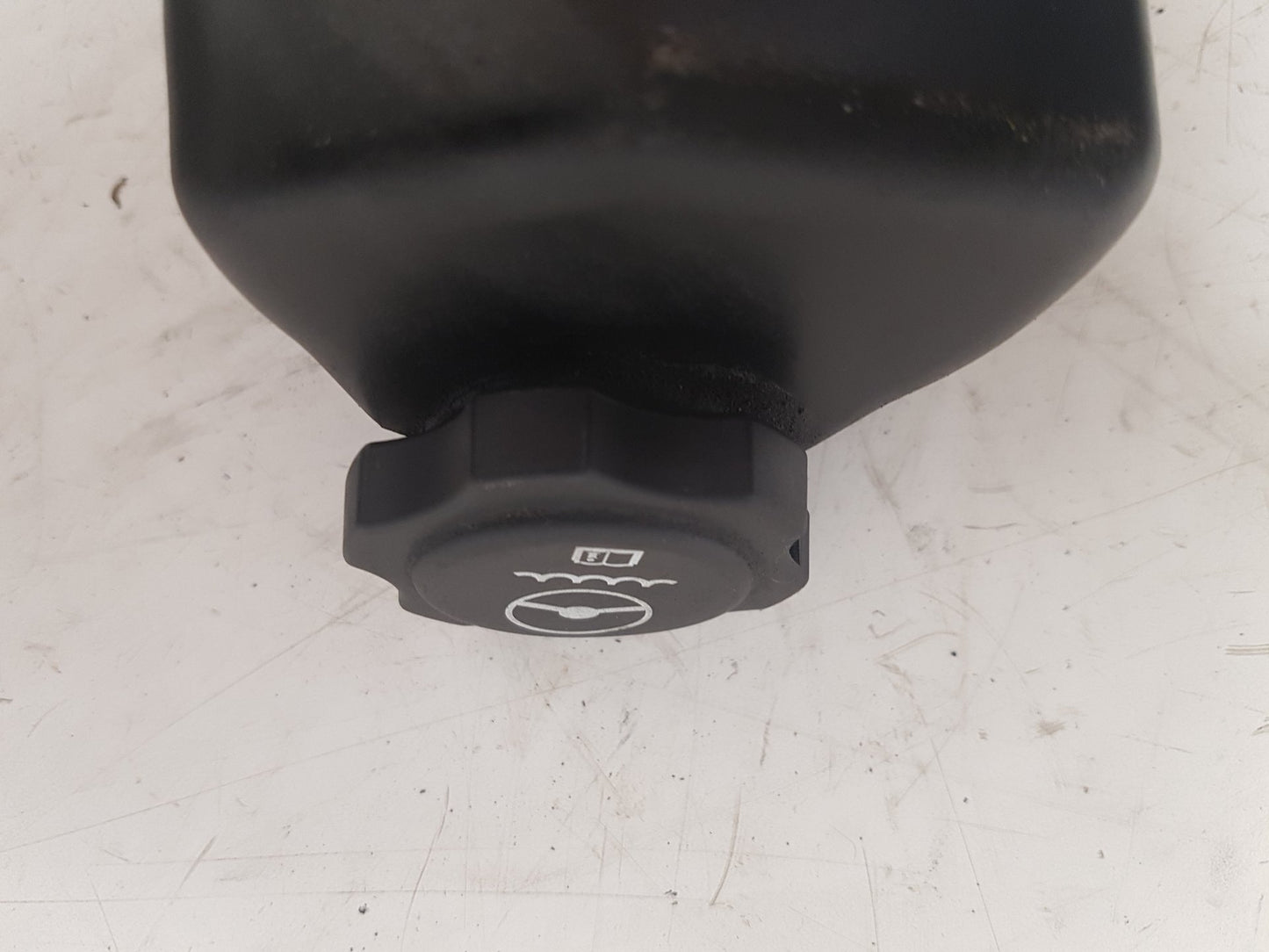 2010 - 2012 Saab 9-5  Saloon POWER STEERING RESEVOIR 22755964