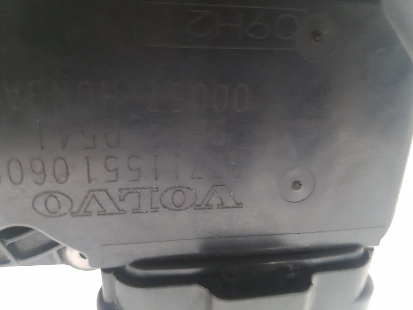 2007 Volvo C70  Convertible Throttle Body 30711551
