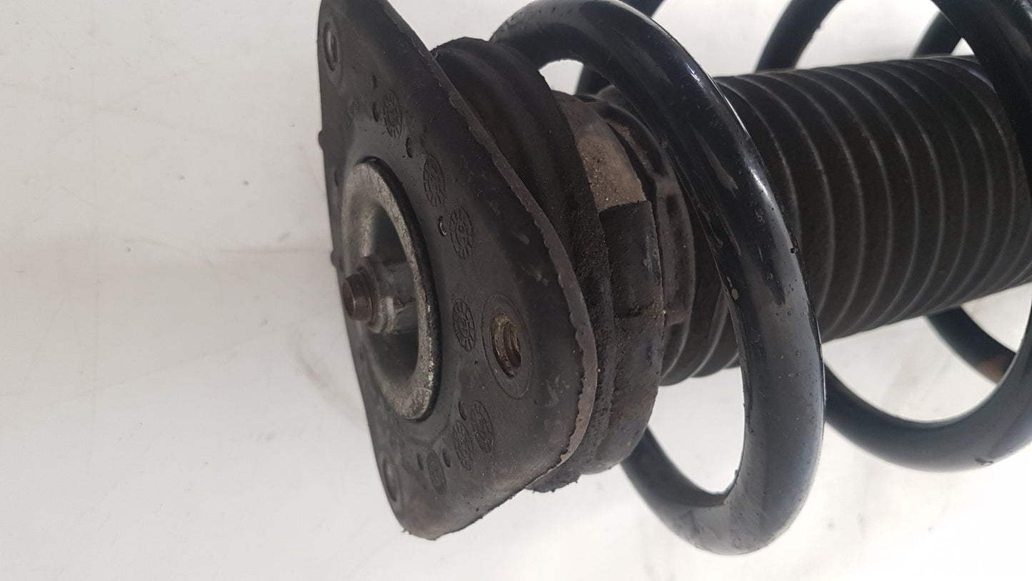 2012 - 2015 Volvo V40  Hatchback Right Front Shock Absorber 31360946