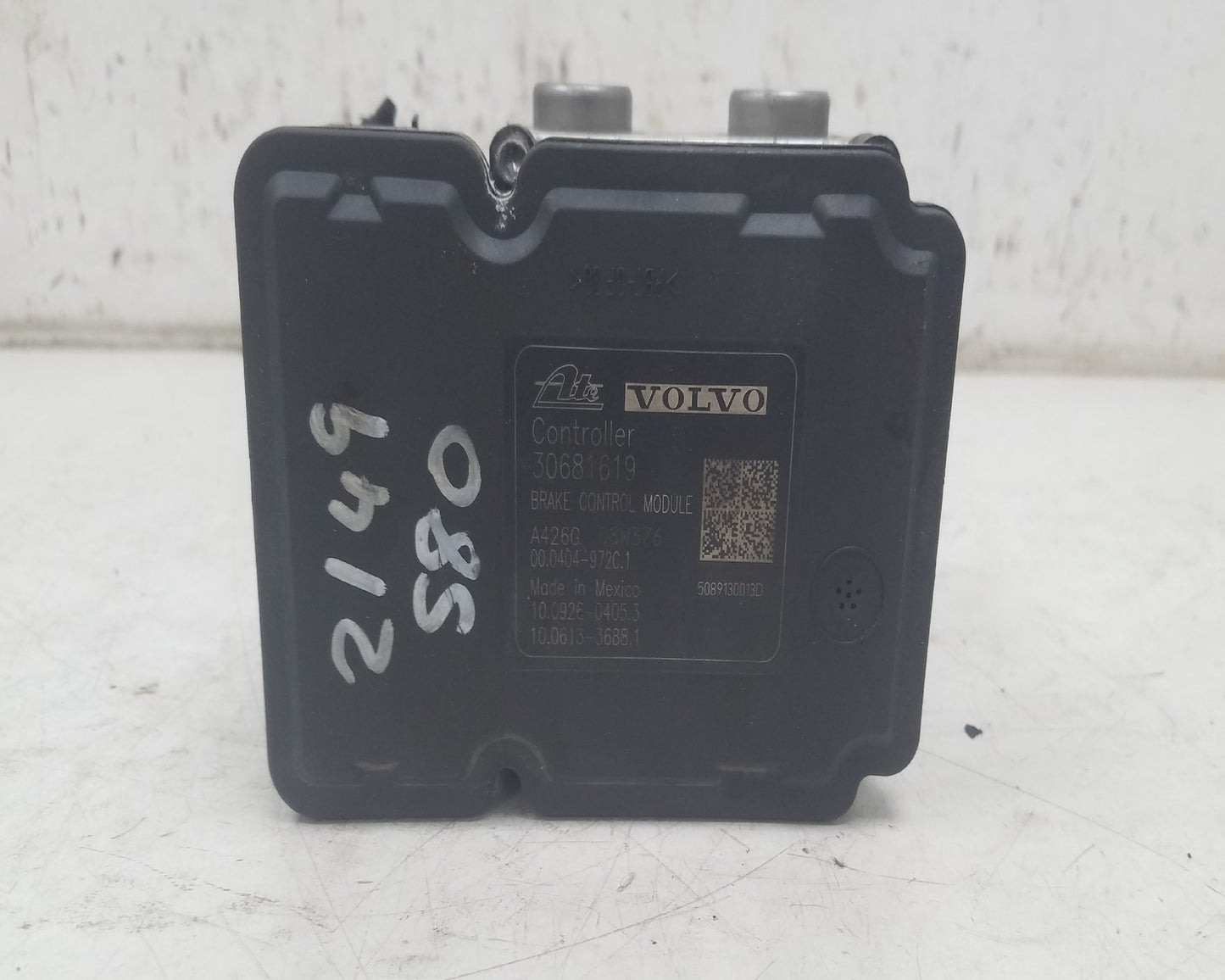 2006 - 2011 Volvo S80  Saloon ABS Pump 30681619