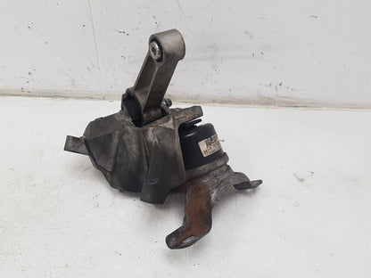 2010 - 2015 Volvo V70  Estate Right Engine Mount 30671245