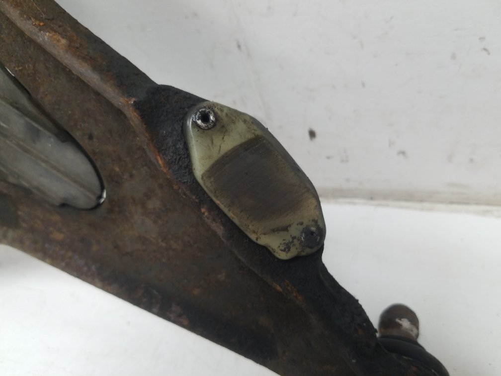1995 - 2000 Volvo V70  Estate Left Front Lower Control Arm 8628497